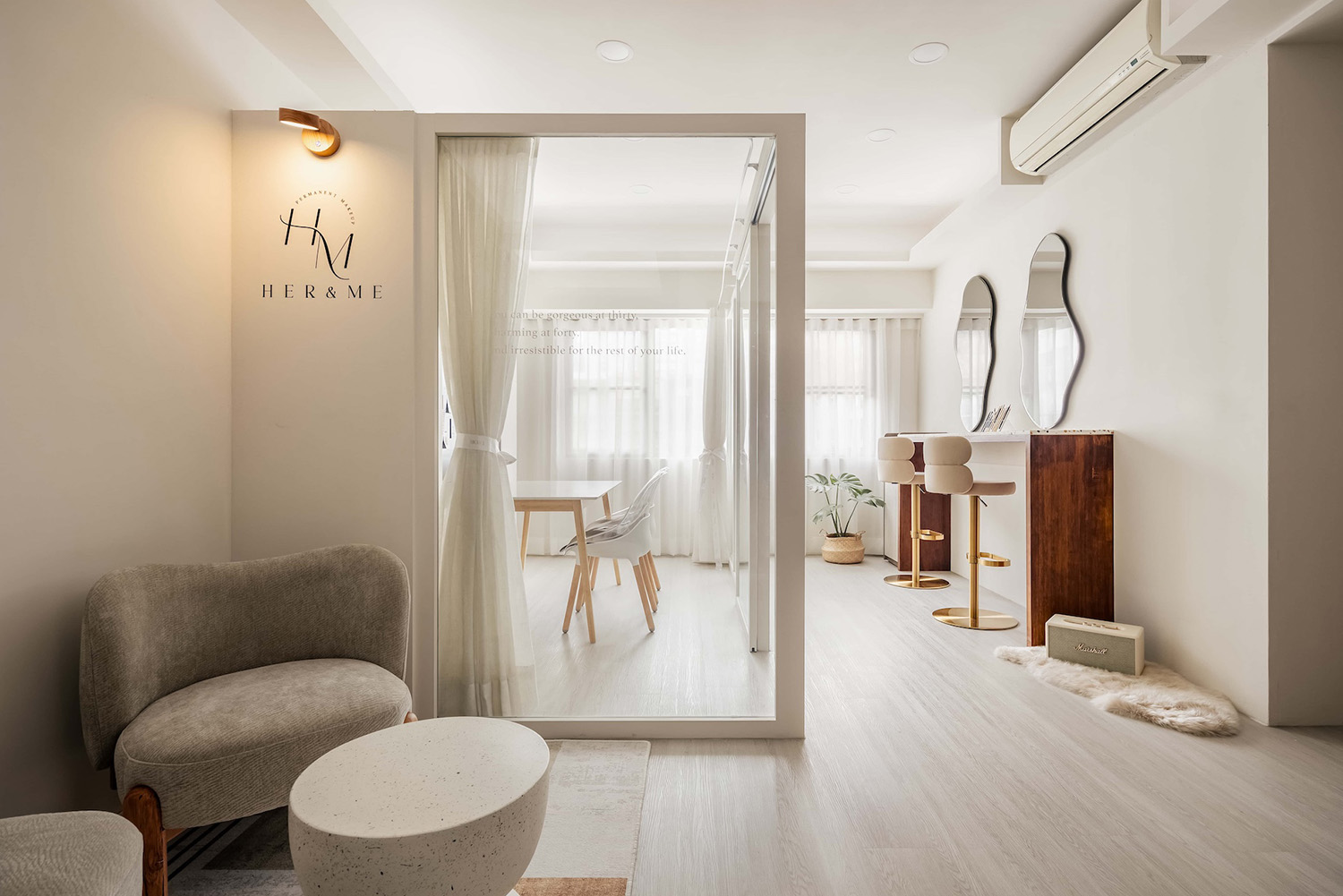 台北專業肌膚管理與霧眉定妝